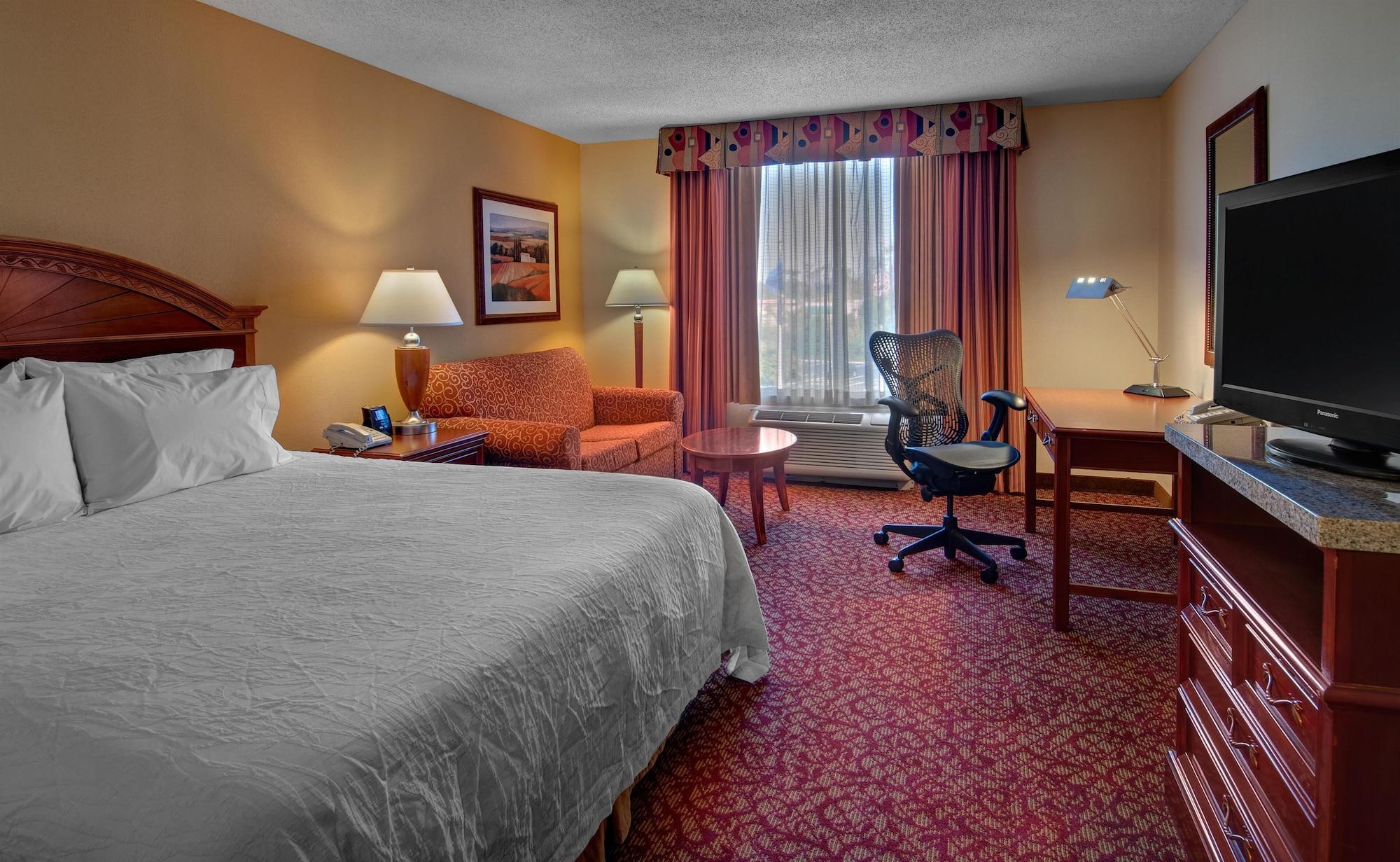 Hilton Garden Inn Newport News Dış mekan fotoğraf