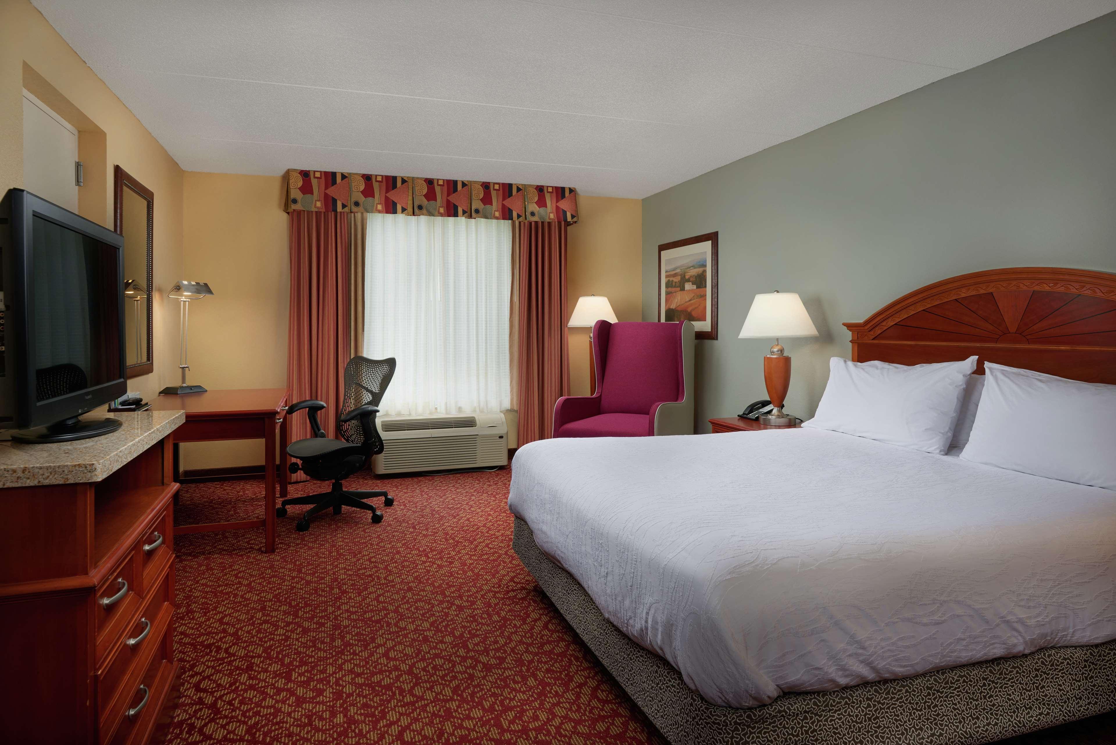 Hilton Garden Inn Newport News Dış mekan fotoğraf