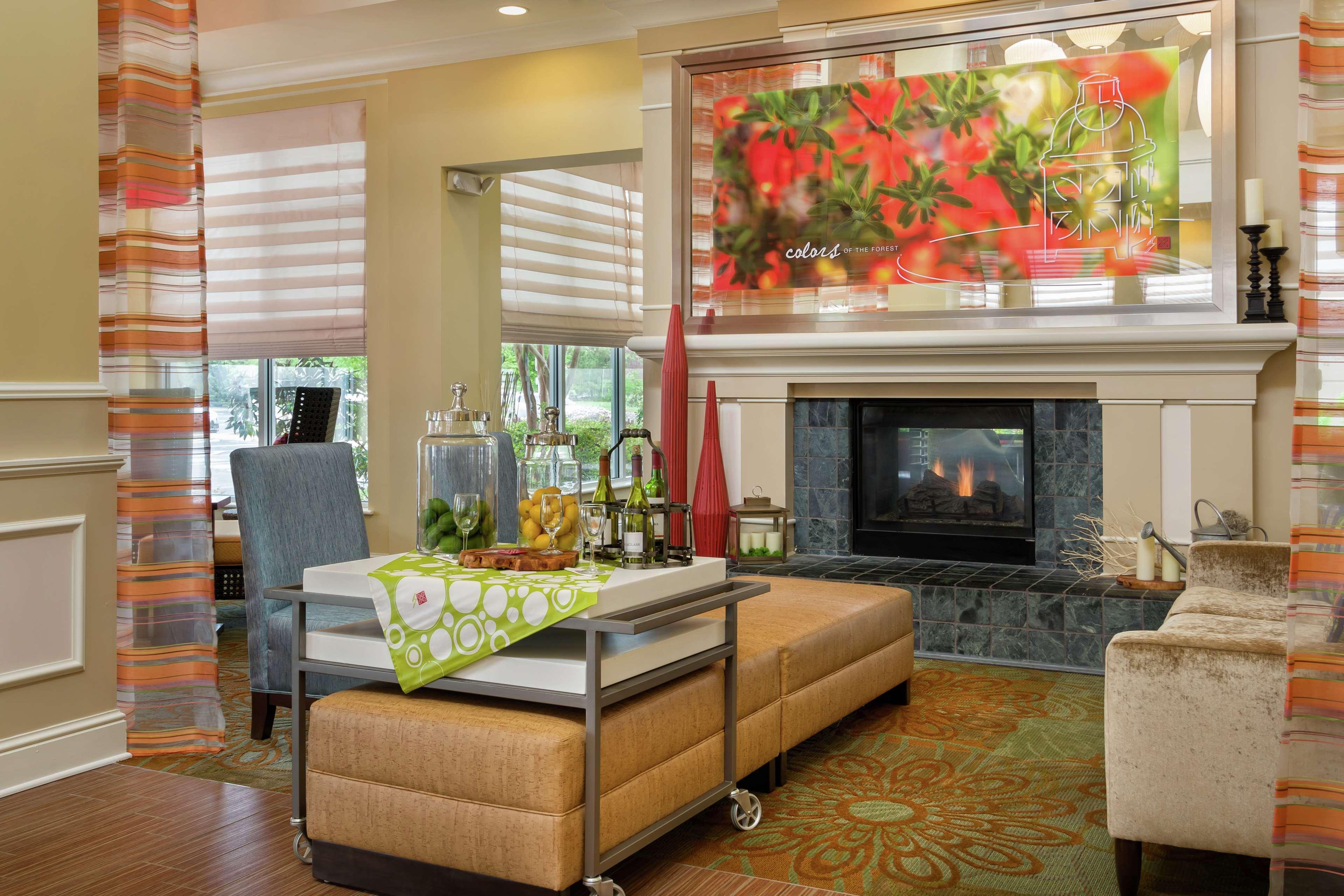 Hilton Garden Inn Newport News Dış mekan fotoğraf