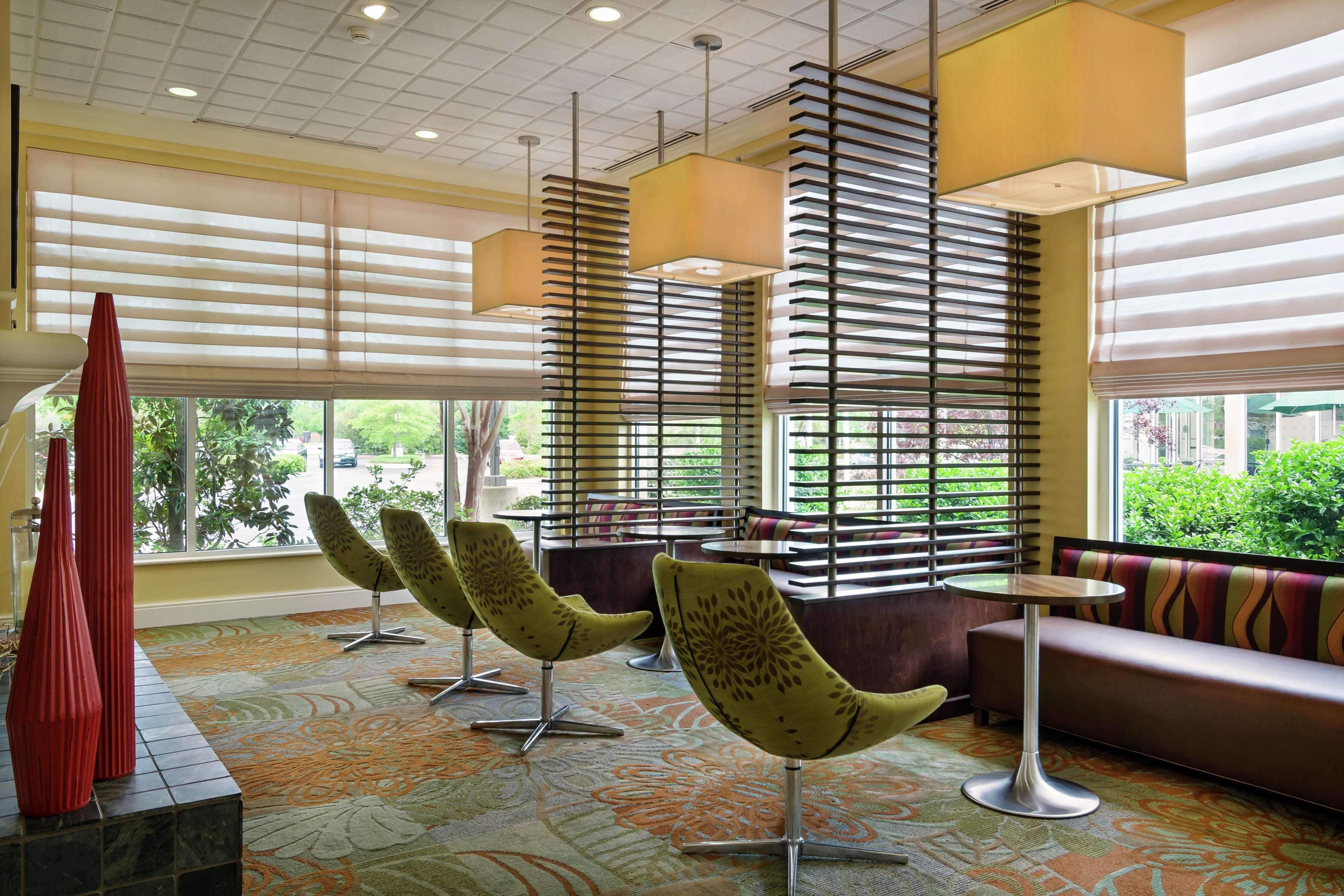 Hilton Garden Inn Newport News Dış mekan fotoğraf