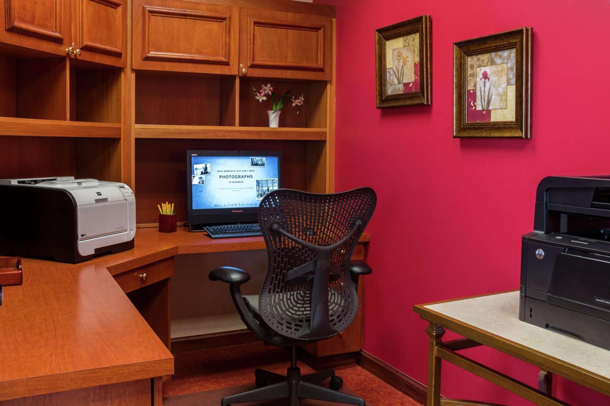 Hilton Garden Inn Newport News Dış mekan fotoğraf